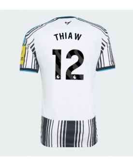 Newcastle United Malick Thiaw #12 Maglia Gara Casa Repliche 2026-27 Maniche Corte Newcastle United Malick Thiaw #12 Maglia Gara Casa Repliche 2026-27 Maniche Corte